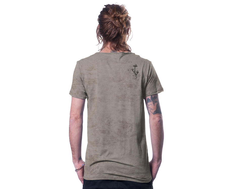 men psychedelic grey wash t-shirt